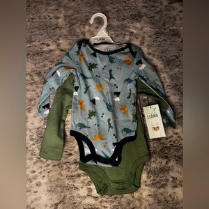 3 piece set of long sleeve onesies